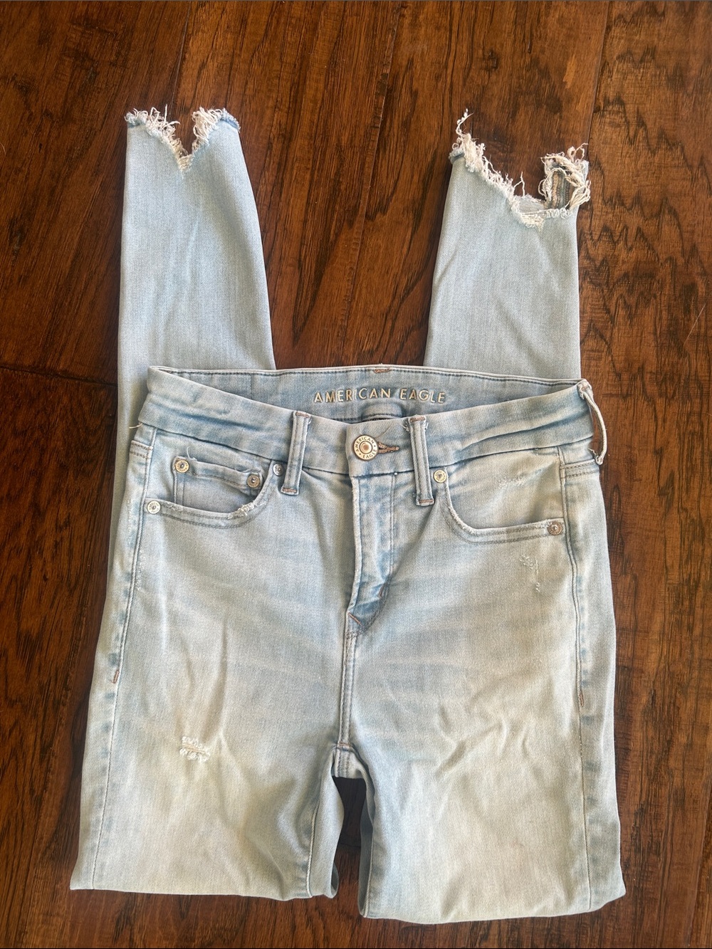 American Eagle Outfitters Light Blue Cropped Frayed Hem Jeans